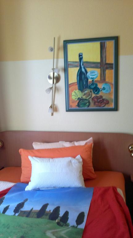 Hotel Vinum Niederwurschnitz Chambre photo